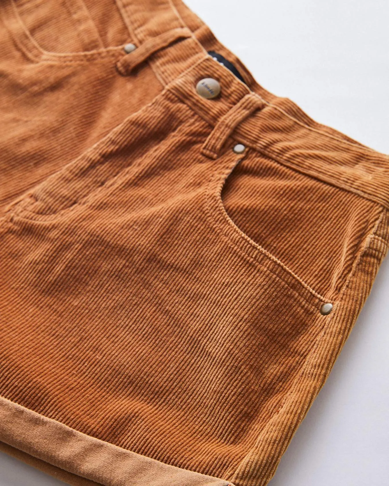 Afends Womens Tyler - 8 Wale Corduroy Short
