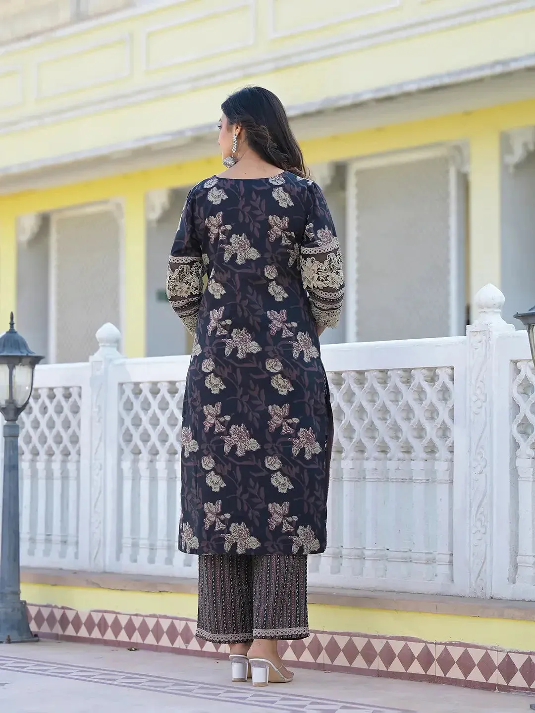 Cotton Printed Pakistani Black Kurta Dupatta Set With Lace Work
