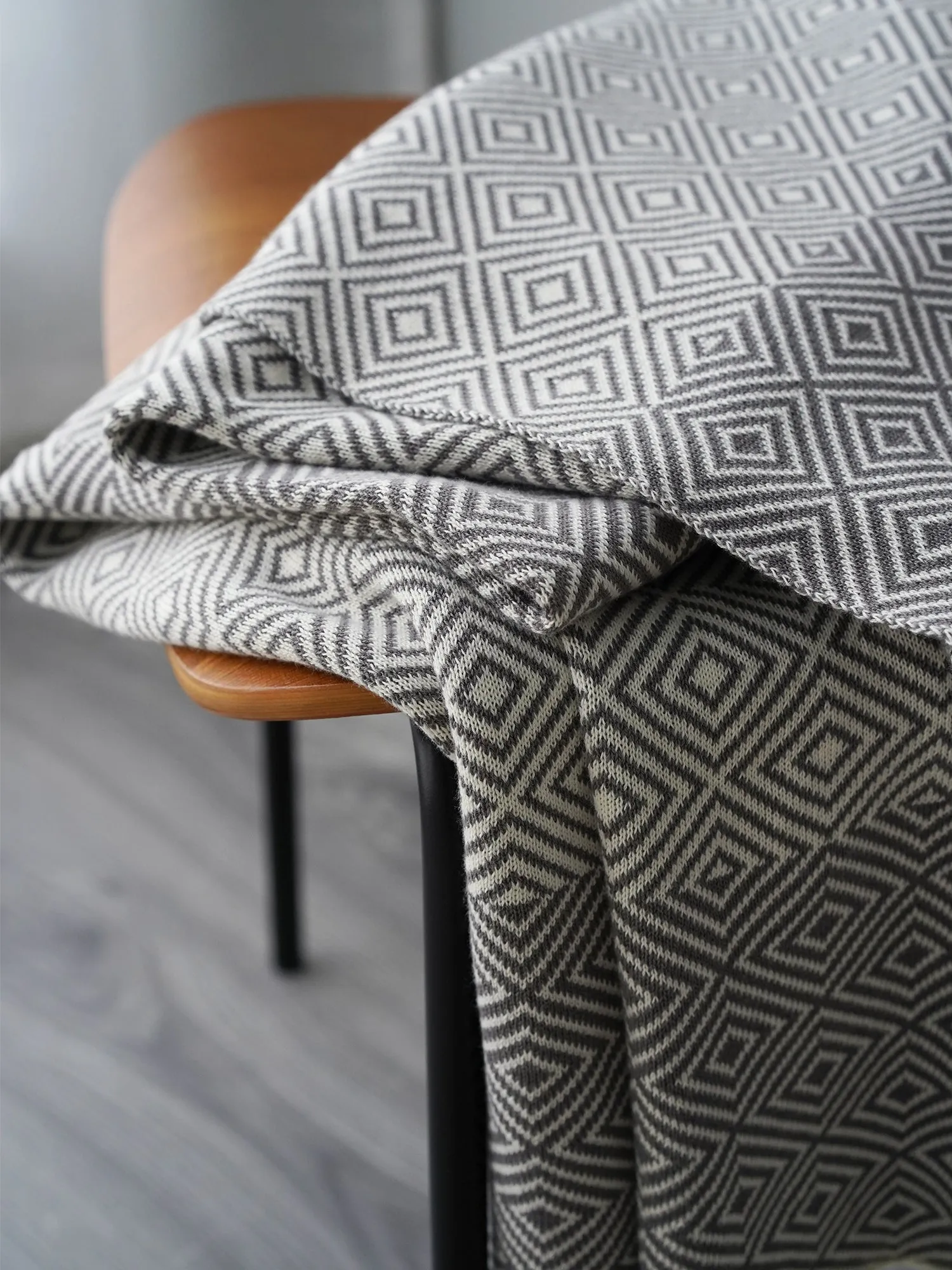 Cotton Throw With Tassel