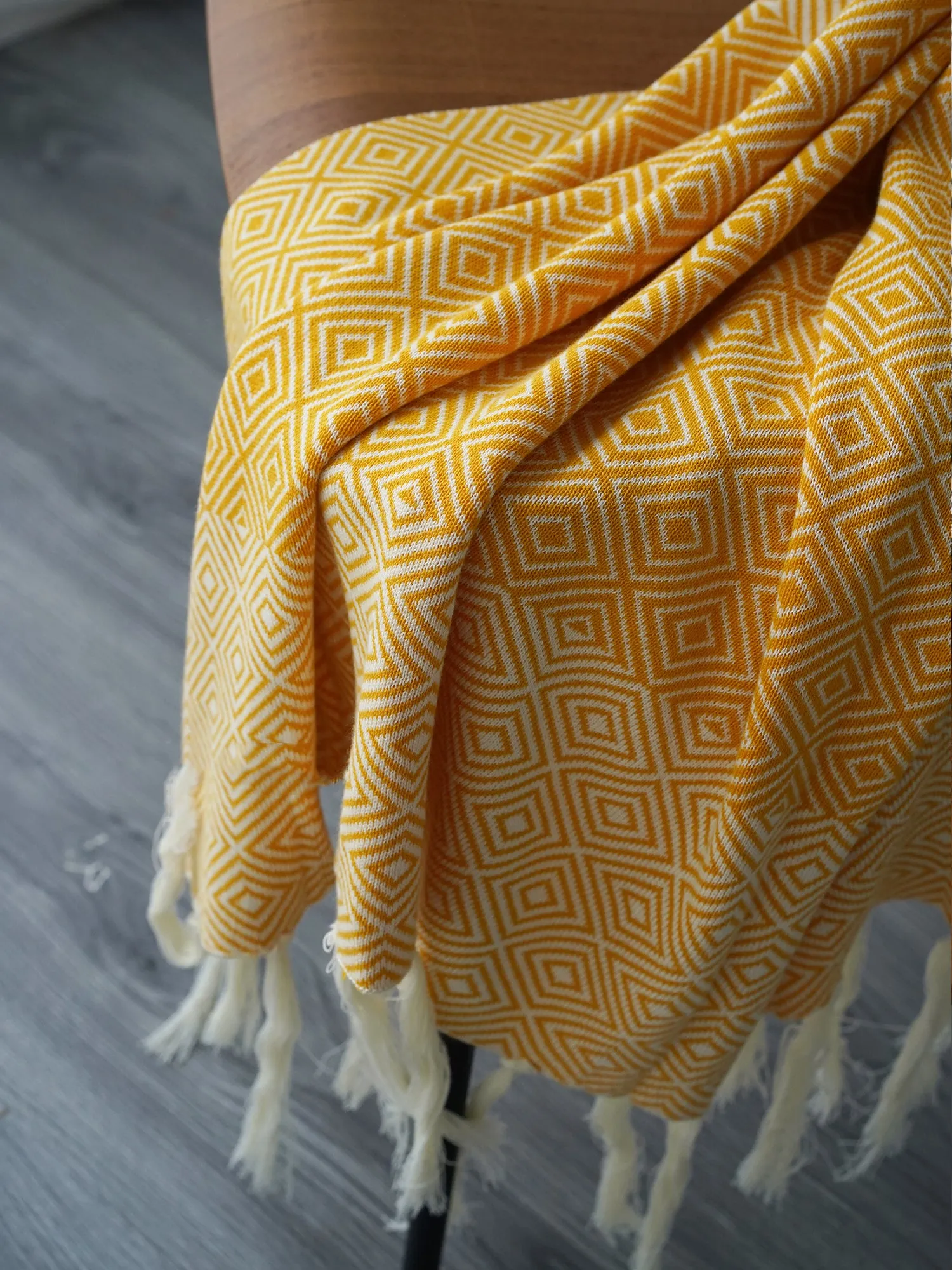 Cotton Throw With Tassel