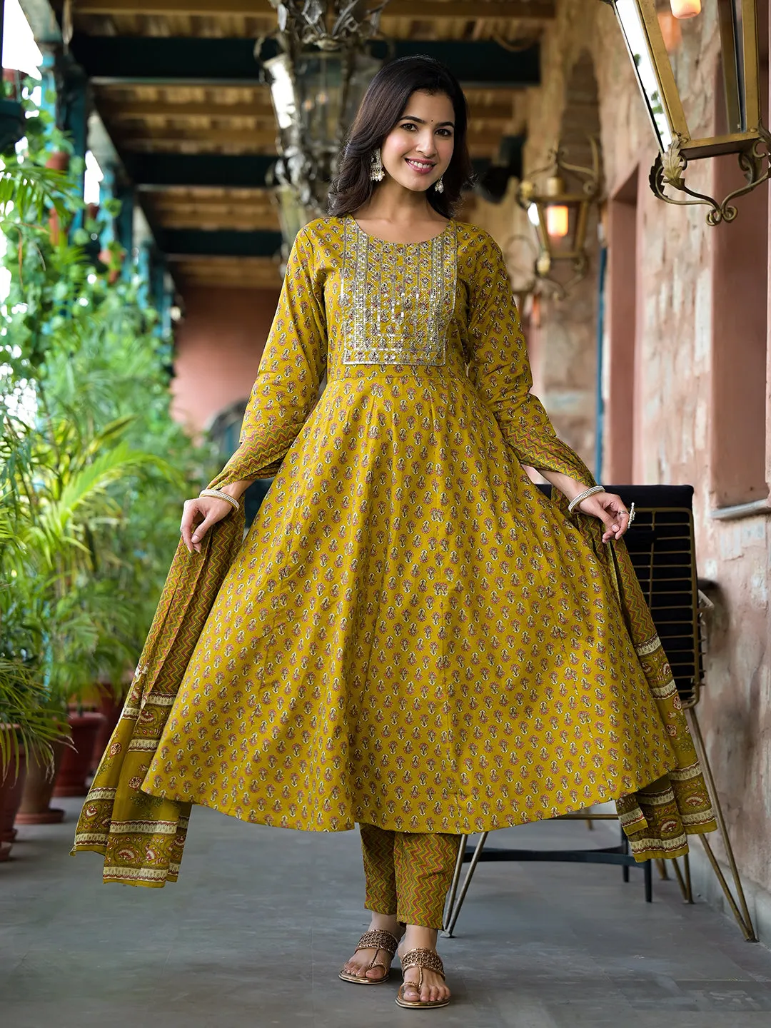 Women Mustard Pure Cotton Kurta Set With Dupatta
