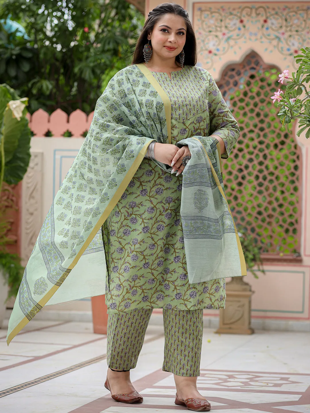 Women Plus Size Green  Pure Cotton Kurta Set With Dupatta