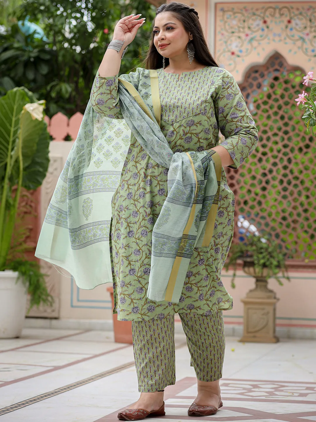 Women Plus Size Green  Pure Cotton Kurta Set With Dupatta