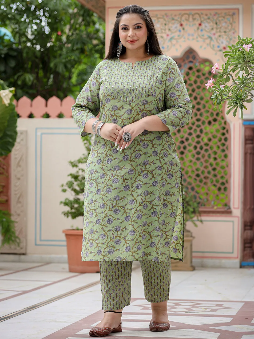 Women Plus Size Green  Pure Cotton Kurta Set With Dupatta