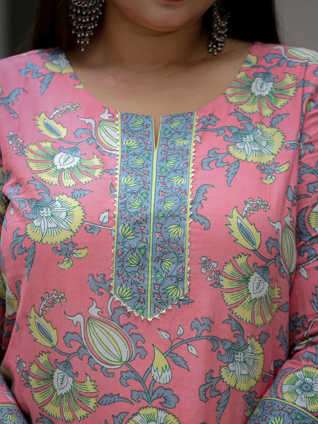 Women Plus Size Peach Pure Cotton Kurta Set With Dupatta